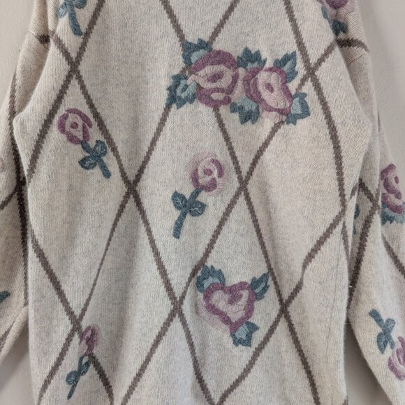 Wool Blend Embroidered Floral Cottagecore Sweater - Beige‎ Diamond Pattern - Picture 2 of 9